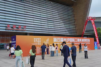 interpret english chinese for your business and exhibitions