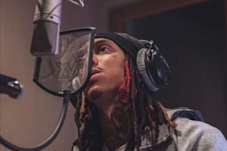 be your male chilean singer, for reggaeton, rap, hip hop and rnb, latin vocalist