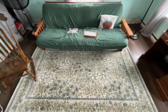 help you shop for secondhand furniture and home decor