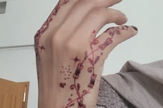 provide professional bridal henna mehndi design at your home
