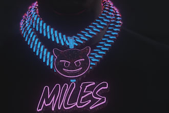 create fivem sparkling chain,fivem tattoos fivem ped chain,fivem server clothing