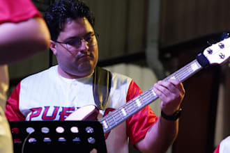 record a powerfull and groovy bass for your next hit song