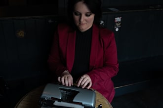 write a custom commissioned poem on a vintage typewriter