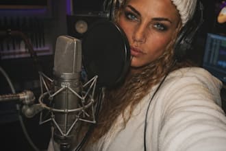 be spanish female vocalist for radio jingle, podcast jingle and business jingle