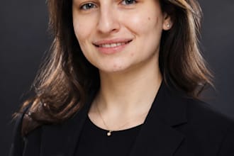 create realistic ai lifestyle photos and ai portraits