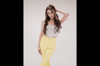 be your professional female modeling for photos