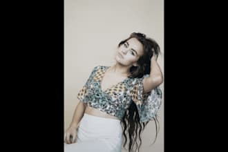 be your professional female modeling for photos