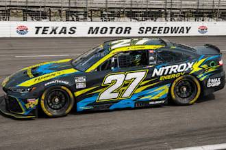 design a professional custom iracing livery for your race car