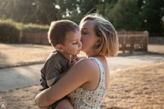 be your portrait, couples, and family photographer