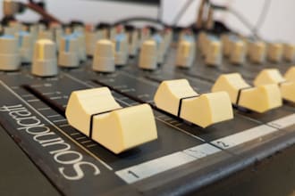 mix your rock song with a powerful vintage sound