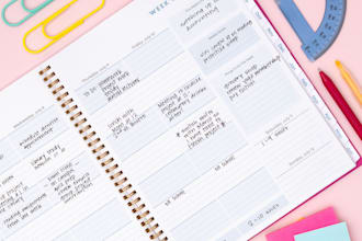 create a personalized time management plan for university students