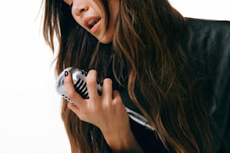 be female singer, female pop singer, soulful rnb singer, rnb vocalist, pop vocal