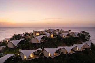 optimize beachfront,grid street layout,resort ctiy plan,organic architecture cgi