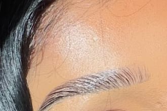 be your professional virtual makeup and beauty consultant