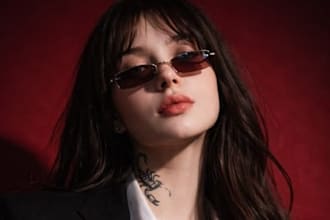 be female singer, edm singer, edm pop vocalist, pop singer, kpop singer vocalist