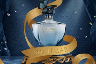 design a luxury perfume social media ad poster