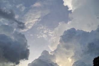 provide high resolution photos of beautiful skies, clouds and natural landscapes