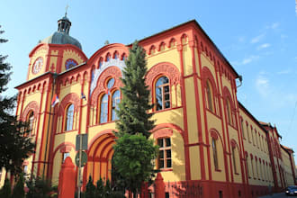 create a personalized travel guide for sremski karlovci