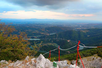 create a personalized travel guide for serbia