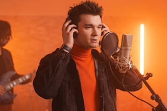 be male rnb singer songwriter soulful male singer neo soul male vocalist