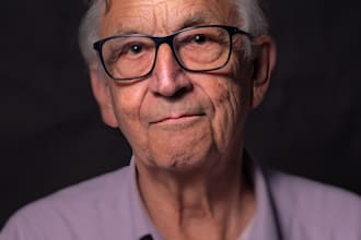 be your portrait photographer in london