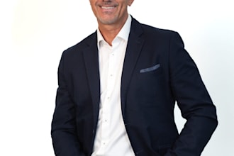 record a clear dutch or english voice over