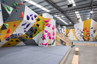design 3d climbing gym, indoor rock climbing center, bouldering gym