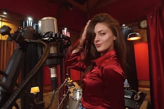 sing custom song for christmas and new year as a female singer songwriter