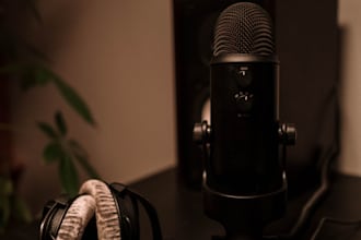 provide podcast coaching and tips for beginners and new hosts