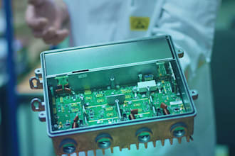 build a working electronics prototype with pcb, firmware and enclosure