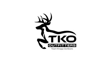 design unique hunting outfitter brand logo