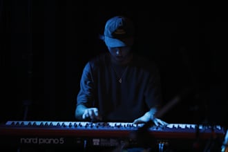 teach you how to play piano