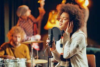 be singer, female singer, pop vocalist, female edm vocalist, singer songwriter