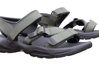 create realistic 3d sandals models and footwear designs