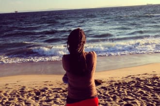 transcribe and translate English to Portuguese or the opposite