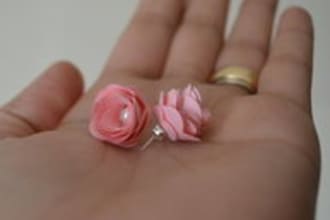 make you this cuteand unique rose earring
