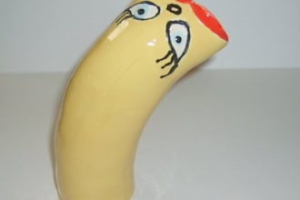 send you a funny face ceramic vase