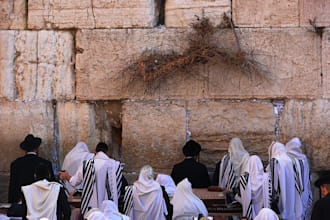 place your prayer note  in the Western Wall in Jerusalem