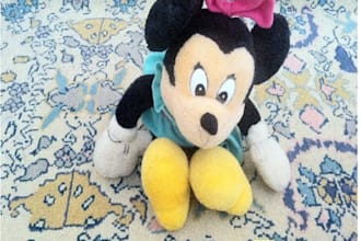 make Minnie mouse  writing your message