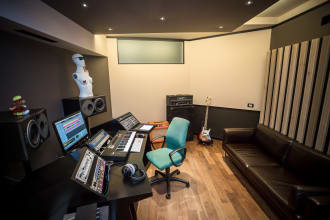 mix and master your dance music production