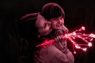 do professional glow effect and edits using photoshop