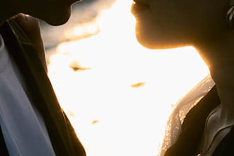 shoot natural and candid prewedding sessions in bali beach