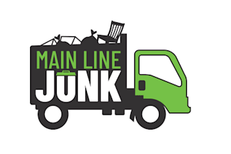 design professional junk removal and hauling service logo