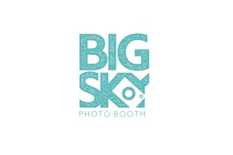 design a professional photography watermark or signature logo