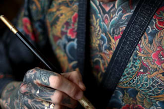 make a traditional or neo traditional tattoo design