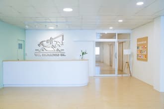 design real estate plumbing construction property roofing logo