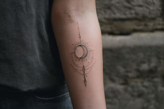 design a minimalist or geometric tattoo with clean line art