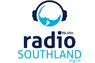 design a modern and creative radio logo for your station or podcast