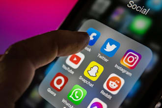 build a snapchat, linkedin, spacehey, reddit or tumblr clone app