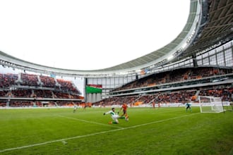 develop a professional 2d or 3d soccer game for android and ios